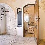Country house Trulli Il Castagno *