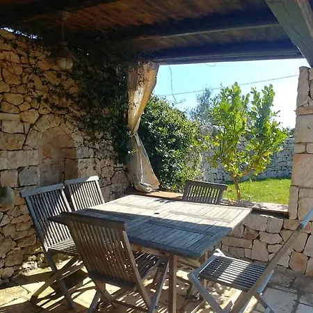 Εξοχικό σπίτι Trulli Il Castagno *