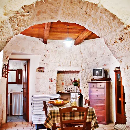 Trulli Il Castagno * Martina Franca